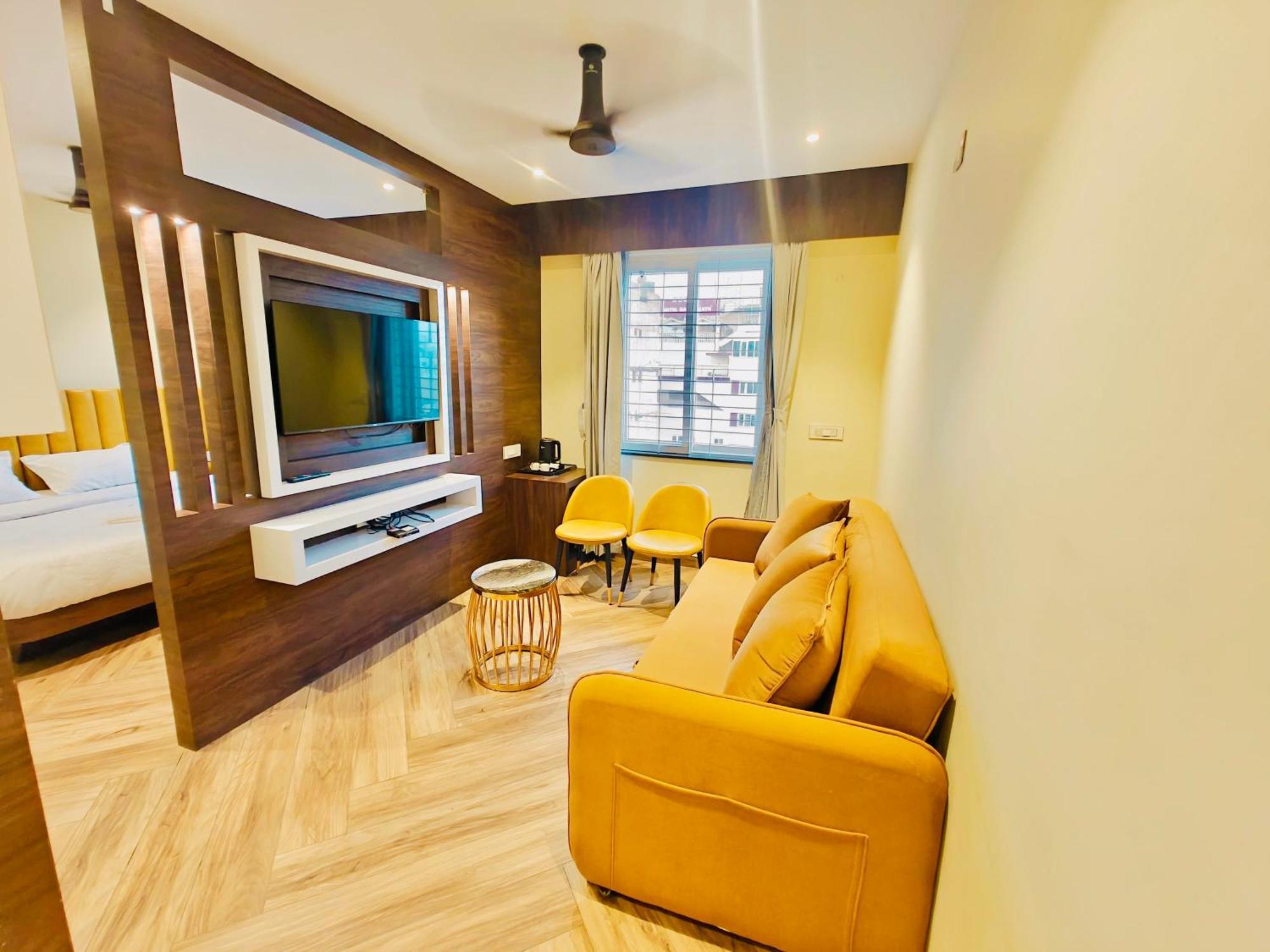 S K Legacy Hotel Mysore Exterior photo
